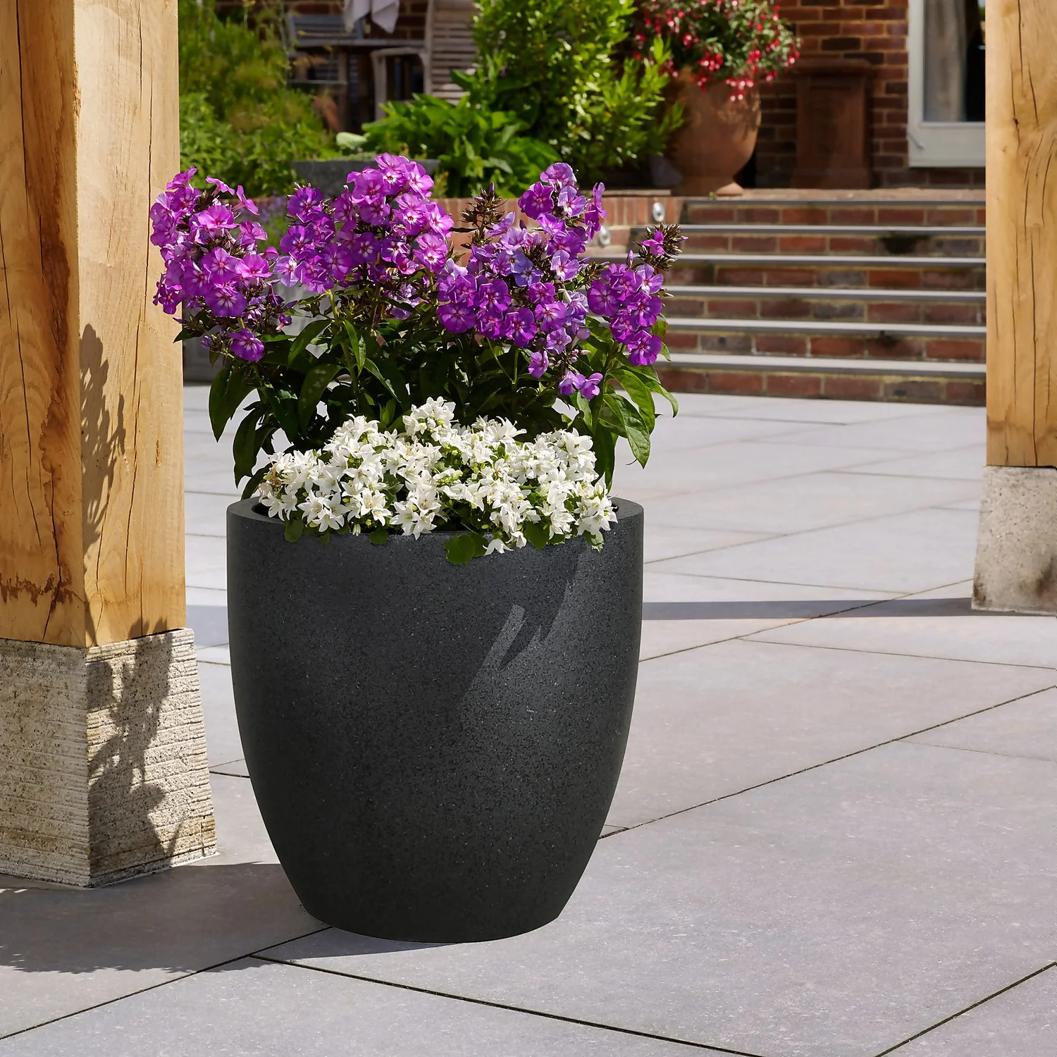 Sierra Black Egg Garden Pot - 25cm - Image 2