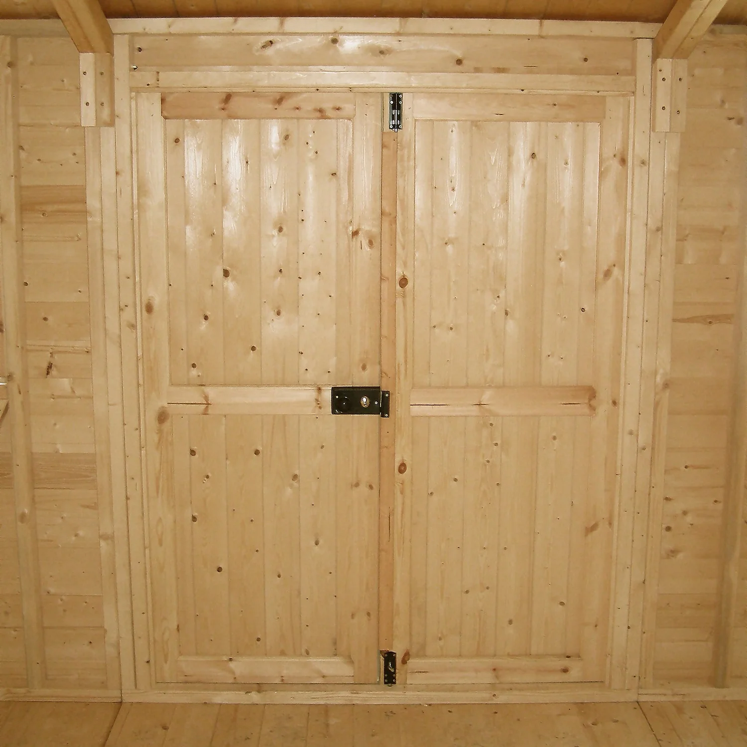 Shire 12 X 30ft Mammoth Double Door Garden Shed - Image 5