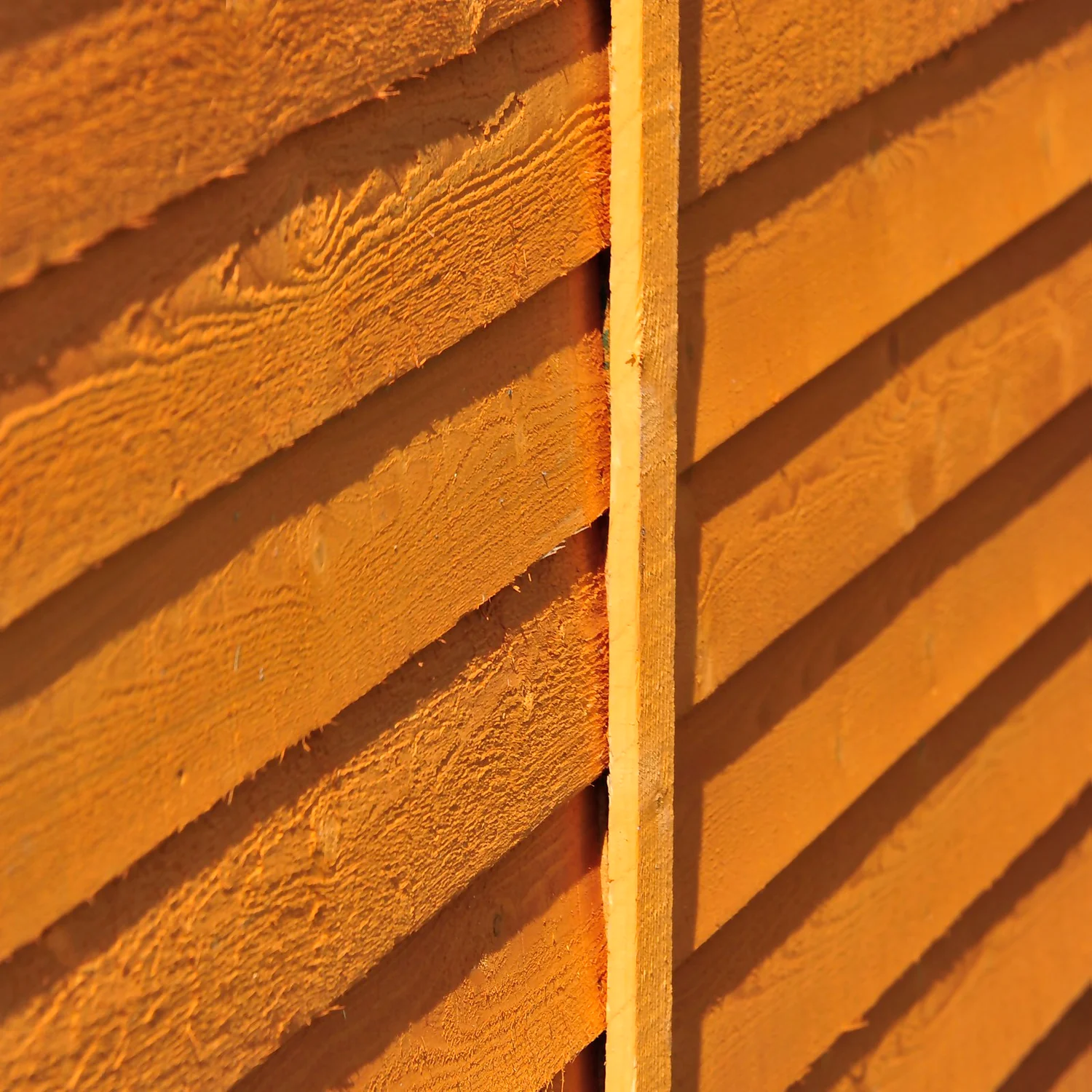 Shire 10x6ft Overlap Garden Shed No Windows -Including Installation - Image 7