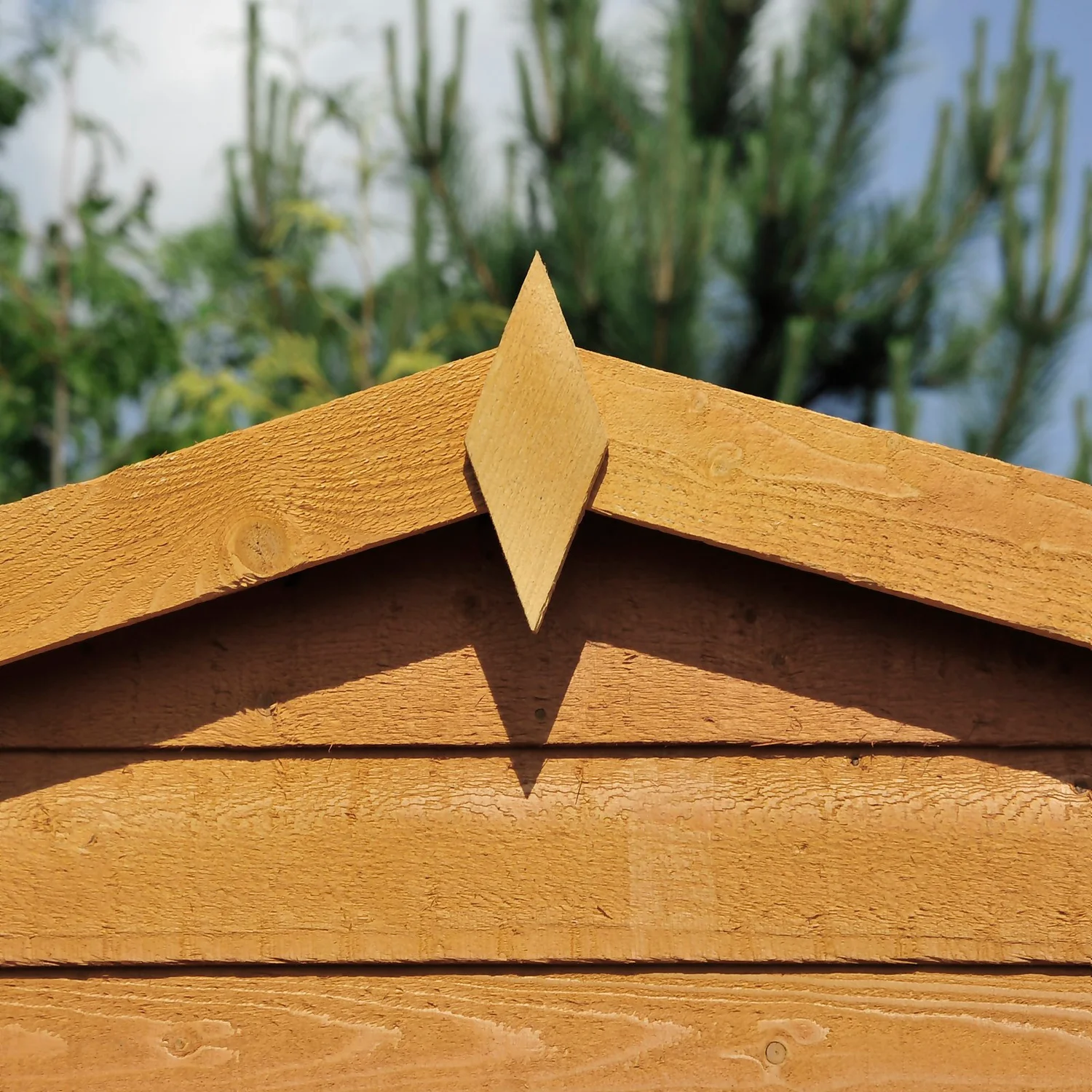 Shire 12x8ft Overlap Garden Shed - Including Installation - Image 4