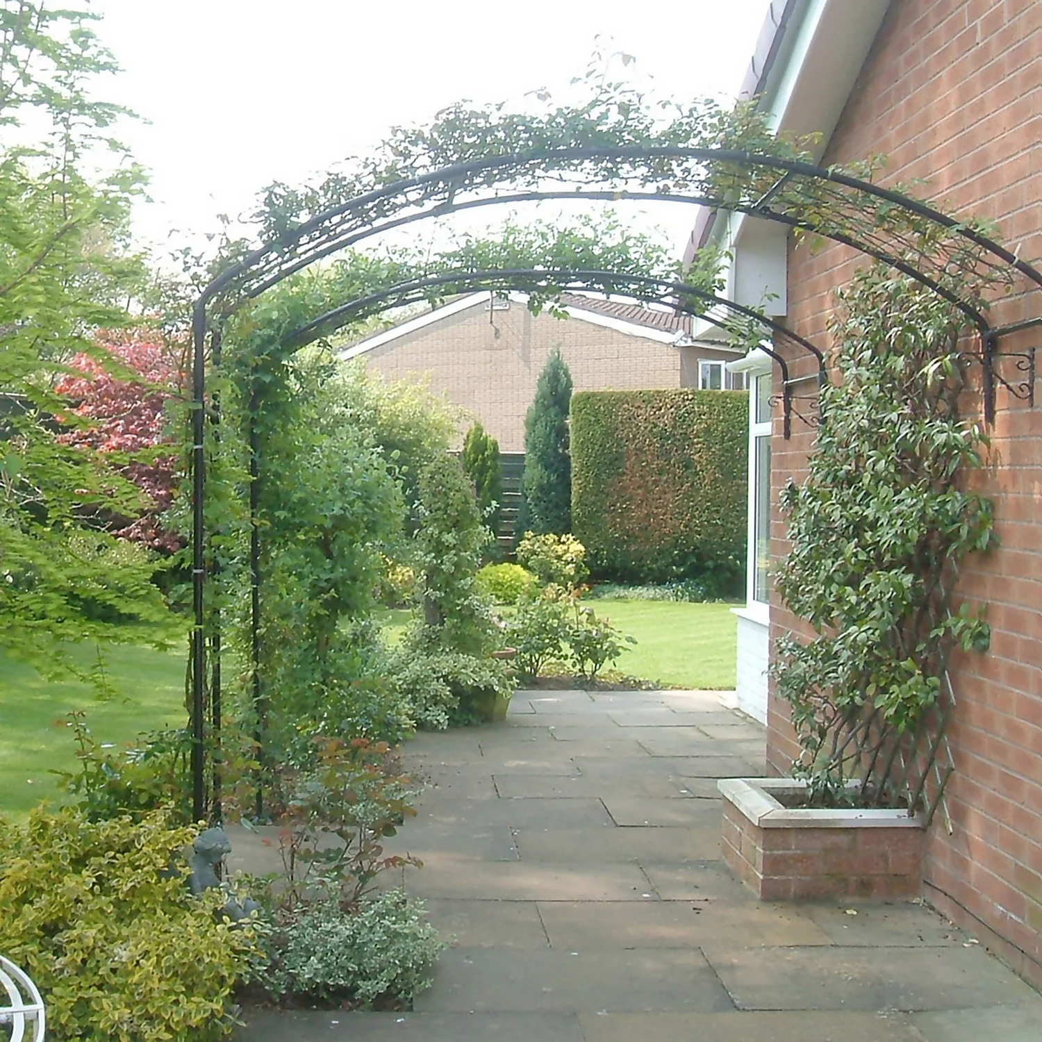 Agriframes Wall Arch - (H)2.3 X (W)1.5 X (D)0.45 M - Black - Image 2
