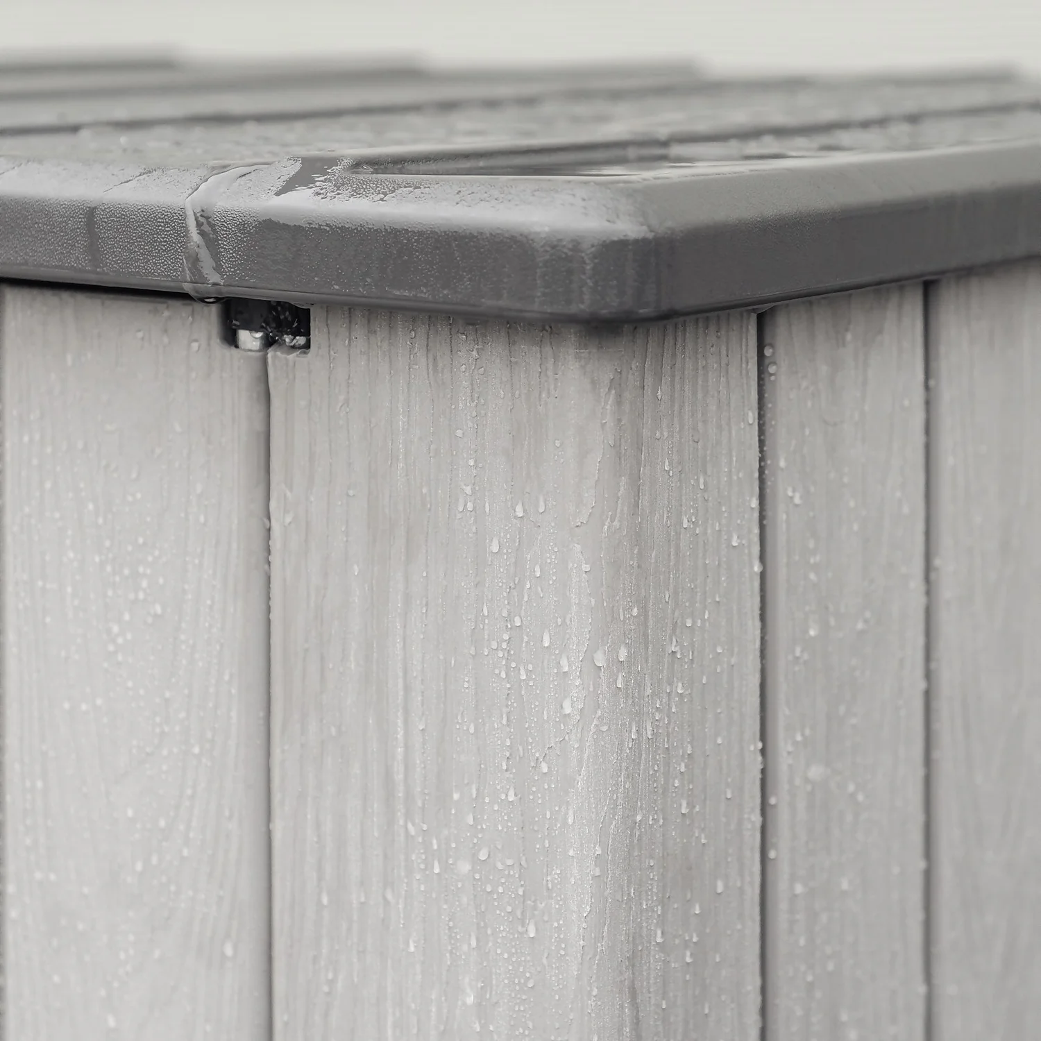 Lifetime Plastic Outdoor Utility Shed - Image 7