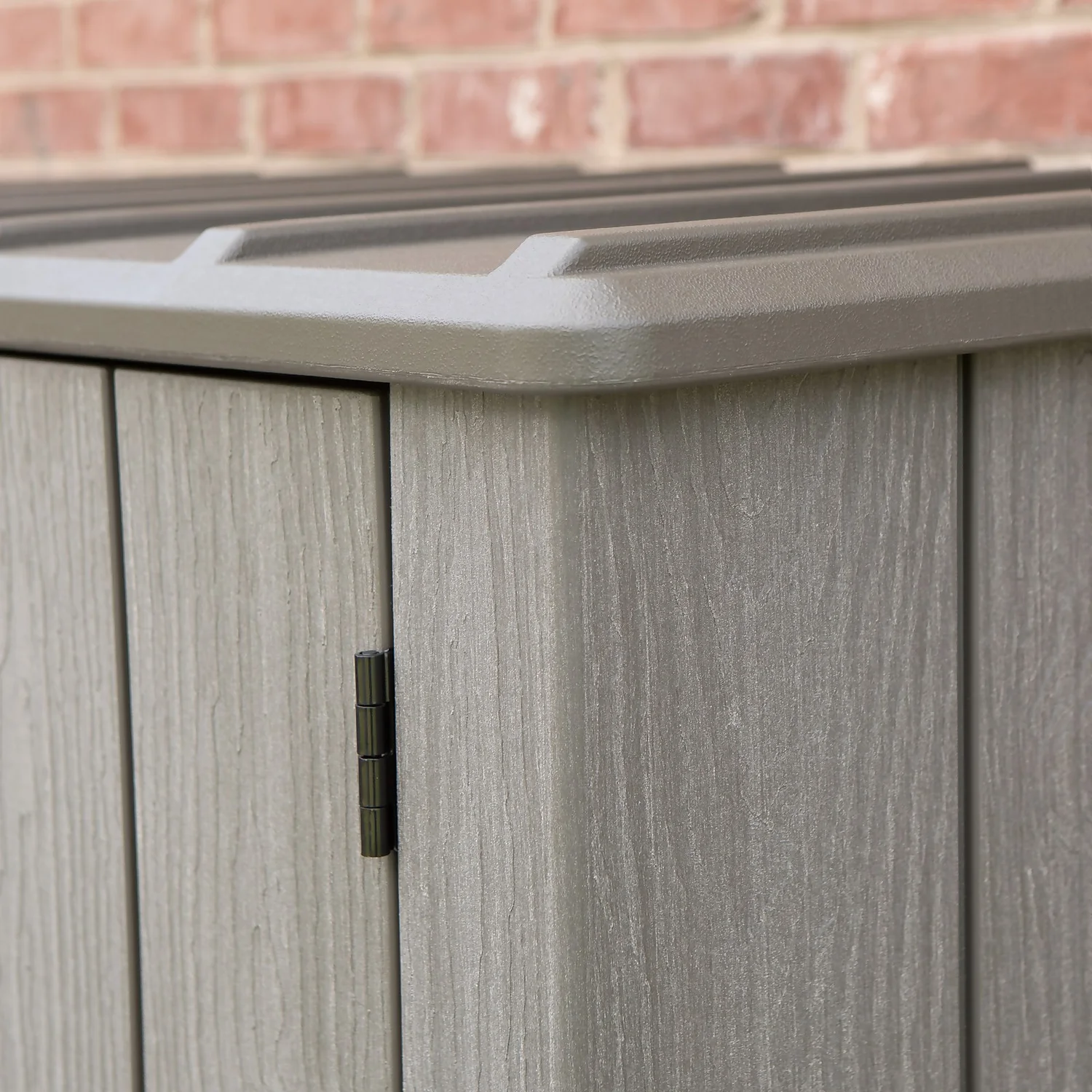 LIFETIME 1500L Vertical Storage Shed - Rough-Cut Brown - Image 6